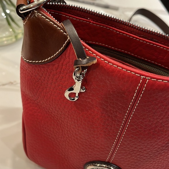 Like New Dooney Bourke Small Red Shoulder/Crossbody Bag. All Weather Leather. - Picture 7 of 16